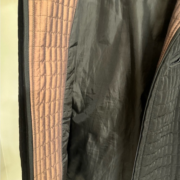 Gallery Quilted Medium zippered Jacket - Picture 4 of 7